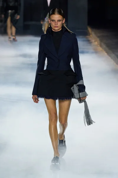 Look 34